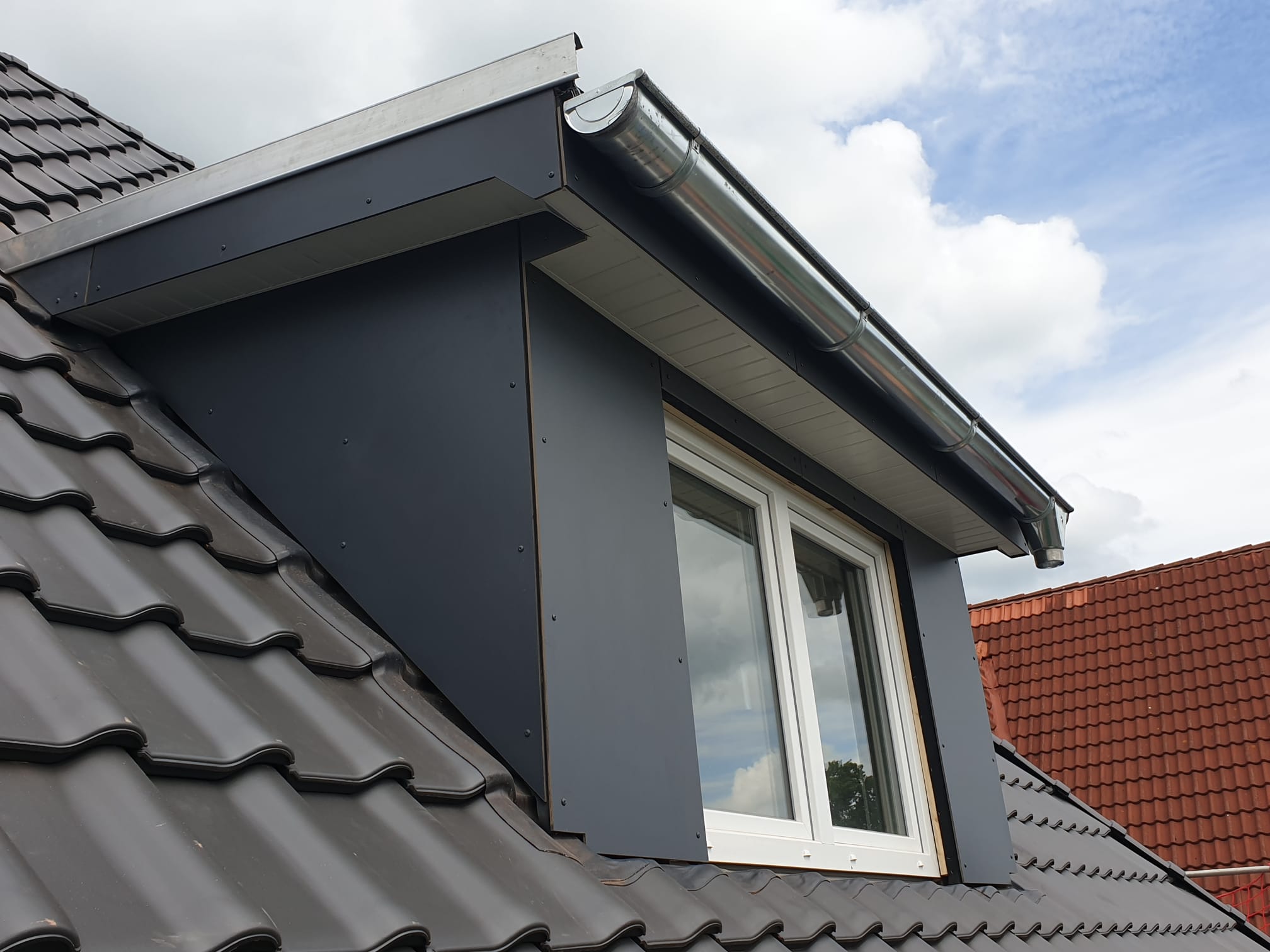 Gauben & Dacharbeiten – Ansicht 4