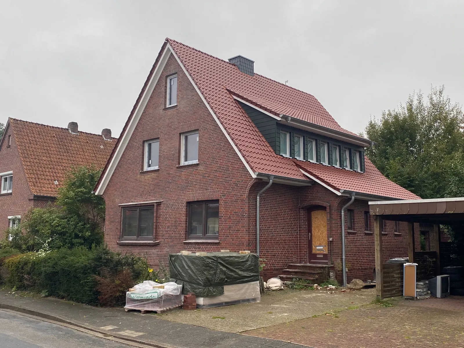 Komplette Dachsanierung &ndash; Ansicht 1
